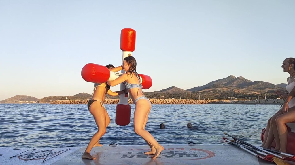 batons de combat geants gonblables