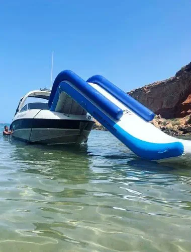 toboggan yacht bateau
