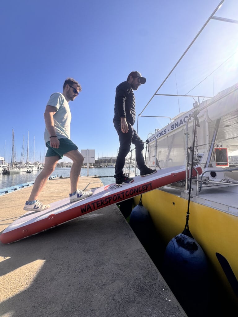 ponton gonflable - passerelle gonflable bateau
